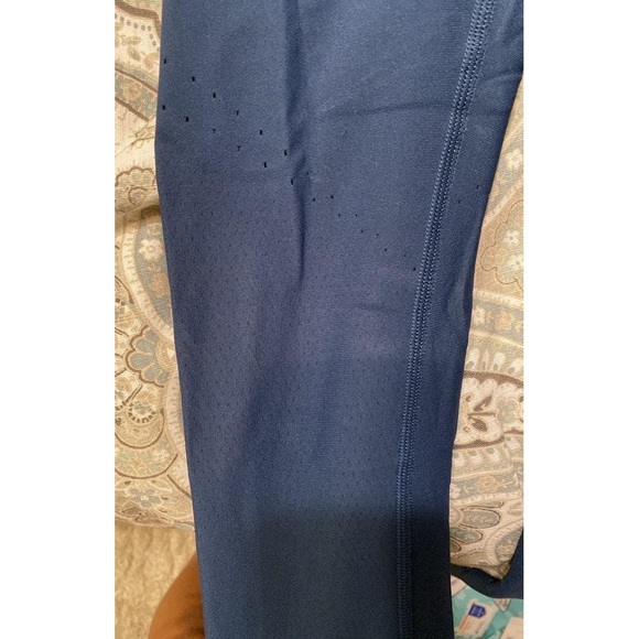 Lululemon Blue Full Length Leggings - Picture 4 of 4